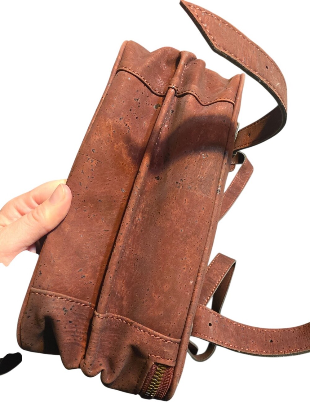 NWOT LaFlore Bobobark Convertible Backpack - Picture 7 of 16